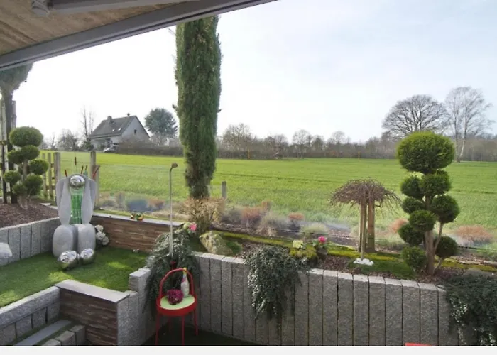 Lage In Sehr Hochwertige, Individuelle Als Hotelalternative Mit Suedterrasse, Pkw-stellplatz, Wallbox U.v.m. Bochum